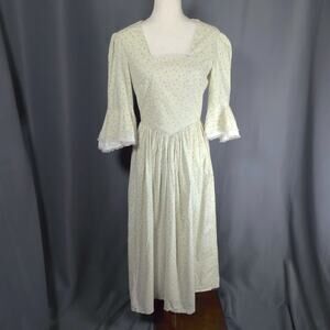 Vintage Green Floral Basque Waist Maxi Prairie Cottage Core Dress Ruffle Sleeves